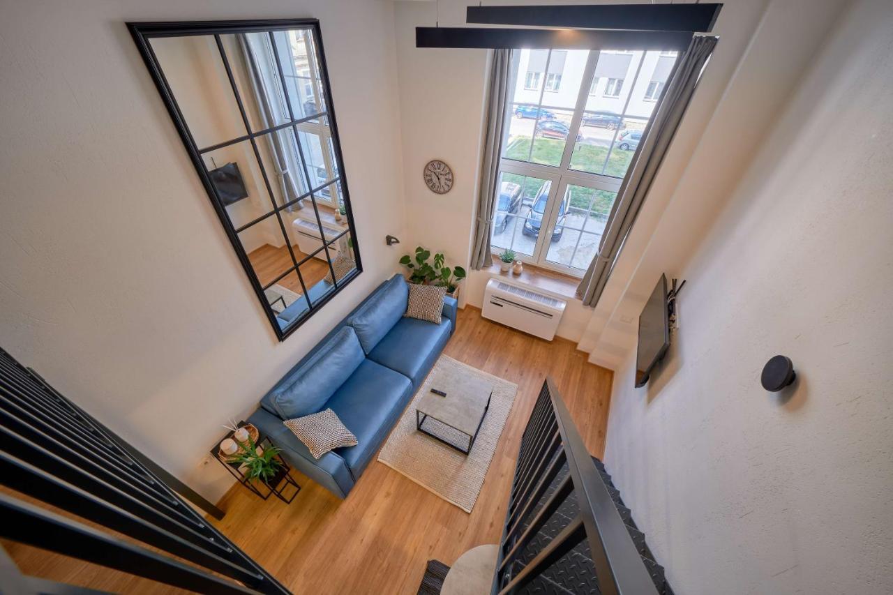 Queen Barbora Central Lofts Kaunas Exteriör bild